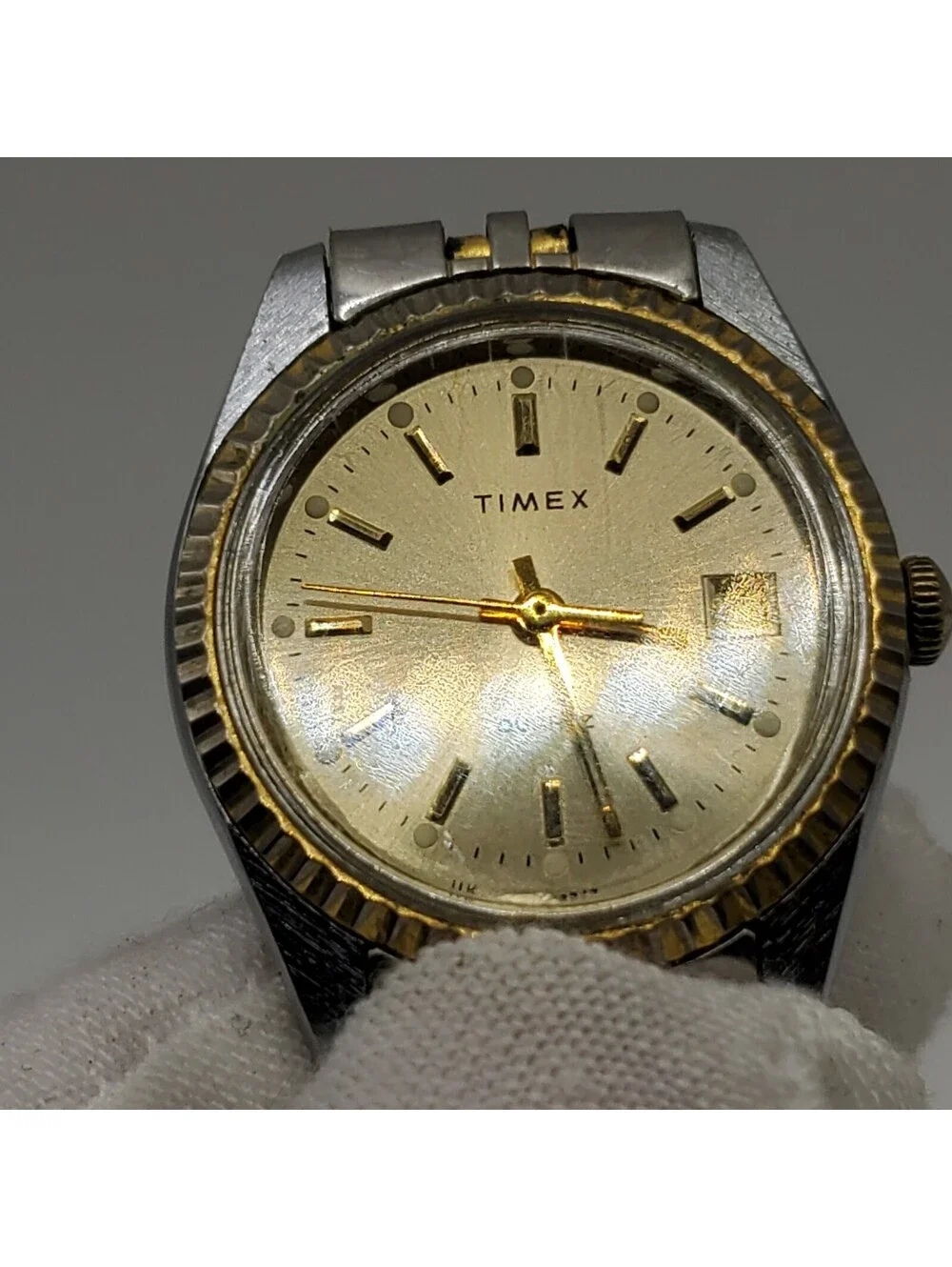 Vintage 1987 Timex Quartz Womens Watch 24mm Fluted Bezel Two-Tone New Battery